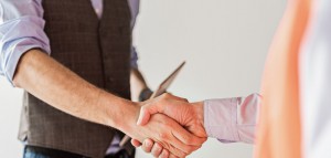 locksmith shaking hands with client